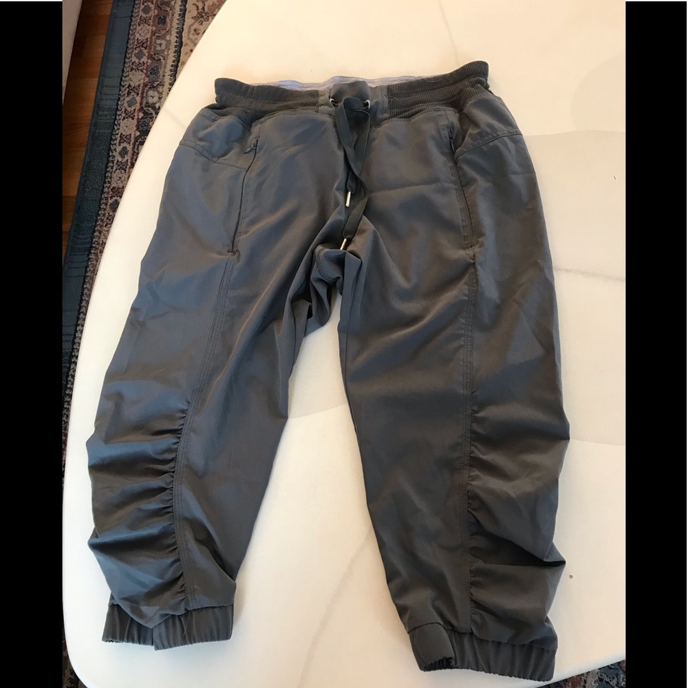 Calvin Klein Women’s yoga pants Size XS